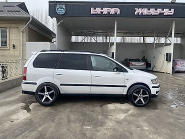 Mitsubishi: Mitsubishi Chariot: 2002 г., 2.4 л, Автомат, Бензин, Минивэн — 1