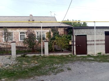 продаю дом в чолпон ата: Коттедж, 95 м², 4 комнаты, Собственник, Косметический ремонт