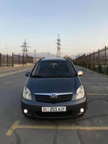 самая деловая машина: Toyota Corolla Verso: 2003 г., 1.8 л, Автоматтык, Бензин, Хетчбек