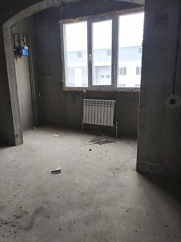 60: 2 комнаты, 61 м², Киргизия 1 106 серия улучшенная, 9 этаж, ПСО (под самоотделку) — 5