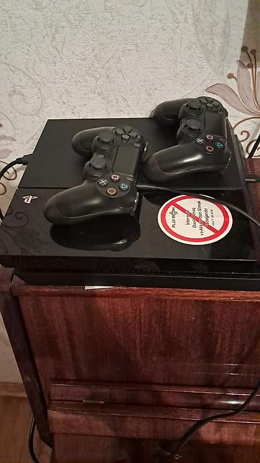 ps4 gamepad: Sony PlayStation 4 (PS4) oyun konsolu - Model: PS4 (orijinal korpus — 1