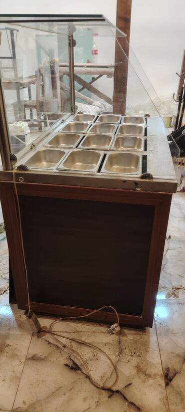 şüşəli soyuducular: Market restoran ucun soyuducu salatniça 12 eded qabi var .120 /60.hec