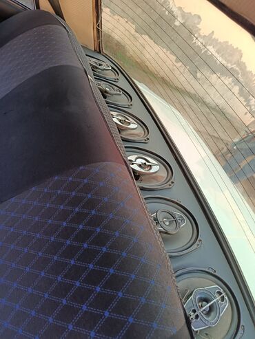 VAZ (LADA): VAZ 2107, ağ rəng, sedan kuzov. - Xarici görünüş: ağ boya, xromlu ön — 9