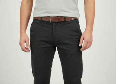 sandaly na koturnie w ccc: F&F, Chinos for men, size M (EU 38)