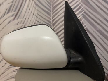 Бамперы, буферы: Правое, Kia Cerato, 2011 г.