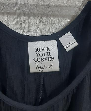 instax mini: Qara tunik köynək – Rock Your Curves by Angelia K. - Rəng: qara - — 2