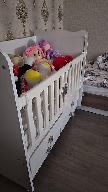 anex baby: Oğlan və qız üçün, İşlənmiş, Dördbucaq, Beşik, Dəstsiz, Matras ilə, Yellənmə mexanizmsiz — 4
