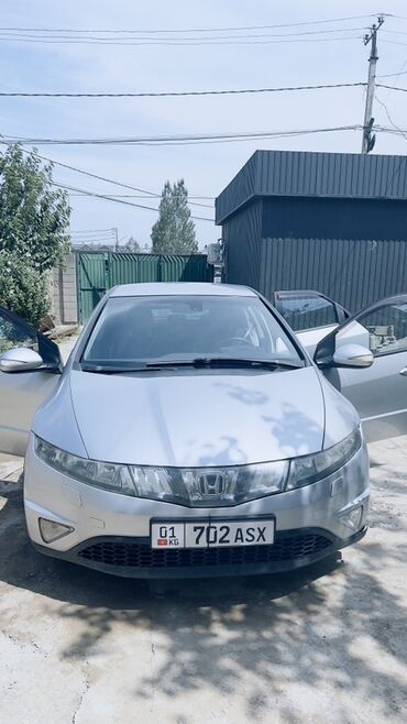 хондо цивик: Honda Civic: 2006 г., 1.8 л, Робот, Бензин