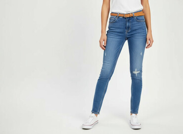 jeans 32 in eu: Jeansy damskie, rozmiar M