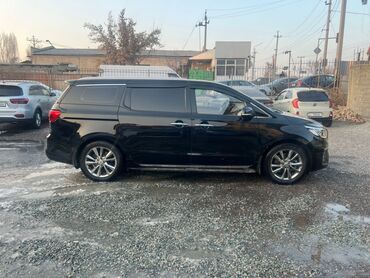 продаю мерс 190: Kia Carnival: 2019 г., 2 л, Автомат, Дизель, Минивэн