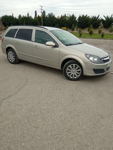 Digər Avtomobillər: Maşının zavod nə qoyubsa hamısı işləkdi, avtopilotda həmçinin, dörd — 3