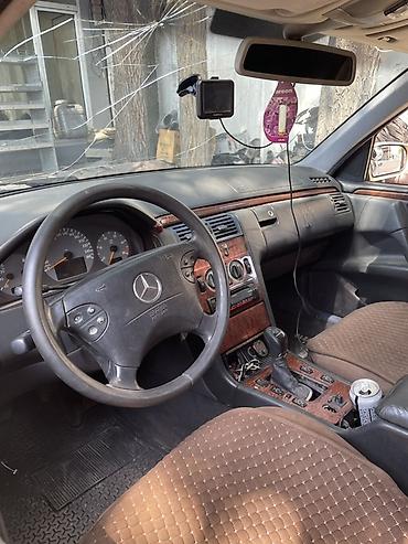 jeep compas: Mercedes-Benz E-Class: 2000 г., 2.7 л, Механика, Дизель, Седан — 5