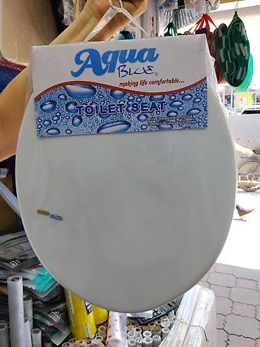 Крышка-сиденье для унитаза Aqua Blue - Универсальная овальная форма at lalafo.kg Крышка-сиденье для унитаза Aqua Blue - Универсальная овальная форма
