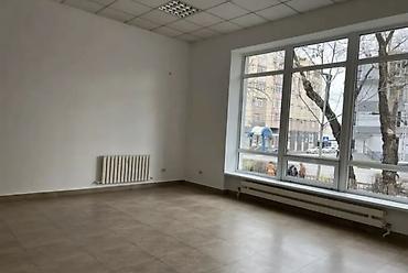 red centr: Сдаю офис в районе Филармонии Манаса/Чуй. 📍155 кв м 📍первый этаж — 3