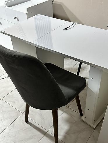 stol sutullar: Düz masa, Siyirməli, Parlaq laminat — 2