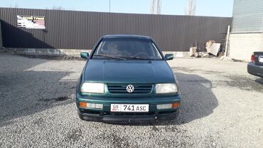 Volkswagen: Volkswagen Vento: 1995 г., 1.8 л, Механика, Бензин, Седан