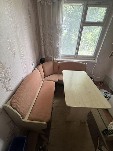 silver kitchen: Кухонный уголок с набором мебели в светло-бежевых тонах Состав — 1