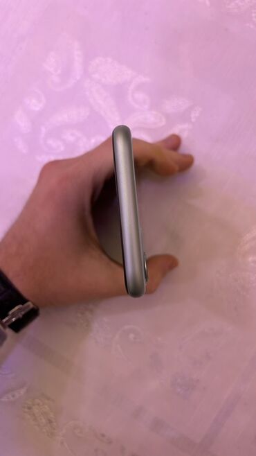 Apple iPhone: IPhone 11, 64 GB, Yaşıl, Face ID — 7