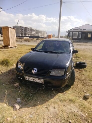 Volkswagen: Volkswagen Jetta: 2000 г., Седан
