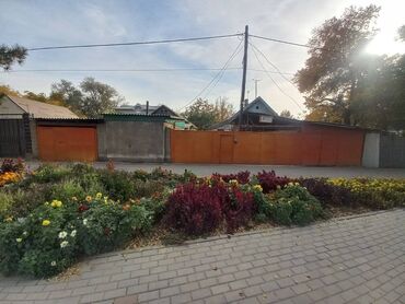 продаю дом с ленинский: Үй, 78 кв. м, 4 бөлмө, Менчик ээси, Эски ремонт