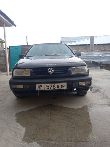 купить фары на пассат б3: Volkswagen Vento: 1995 г., 1.8 л, Механика, Бензин, Седан