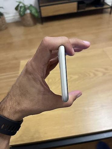 Мобильные телефоны и аксессуары: IPhone 11, Белый, Face ID — 6