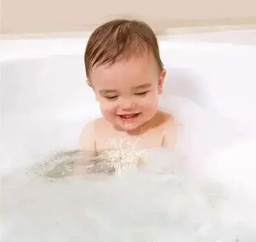 case za sampanjac za mladence: Kit svetle?a fontana prskalica baby fontana 1494.0