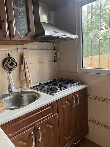 Продажа квартир: 3 комнаты, 68 м², 5 мкр 106 серия, 3 этаж, Старый ремонт — 7