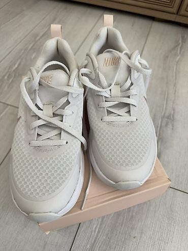 kews k23 nb 300: Кроссовки Nike оригинал (модель CJ) - Размер: US 7 / UK 4.5 / EU 38 — 2