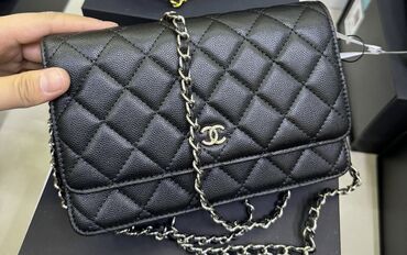 сумка miu miu: Продаю сумку (кожа) состояние новое,цена 1000сом