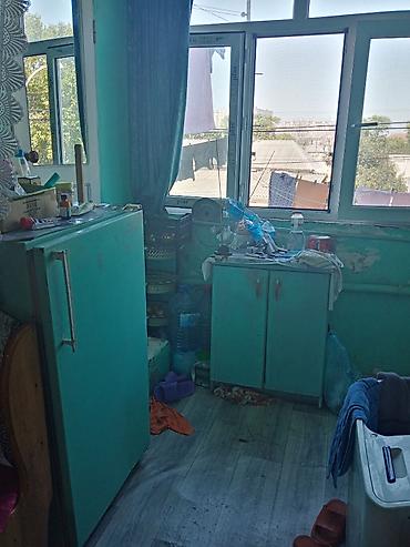 Otaqların satışı: Комната в общежитии 18м 2этаж. Туалет и кухня на балконе. Общая — 3