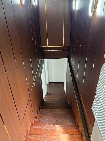 Продажа офисов: Продажа офисов 200 м², С ремонтом, 1 этаж — 27