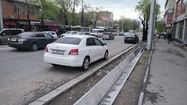 раф 4 2006: Toyota Belta: 2006 г., 1.5 л, Вариатор, Бензин, Седан