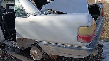 Другие детали кузова: Разбор Audi 100(седан). В наличии кузовные и механические узлы — 2