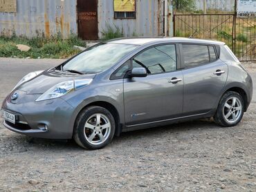 электромобили из сша: Nissan Leaf: 2015 г., Электромобиль