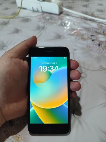 китайский телефон айфон: IPhone 8, Б/у, 256 ГБ, Черный, 75 %