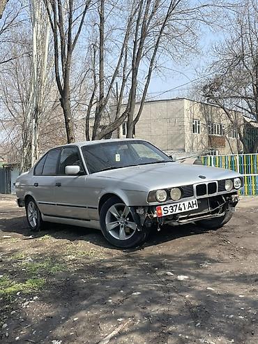 BMW: BMW 5 series: 1992 г., Седан — 5