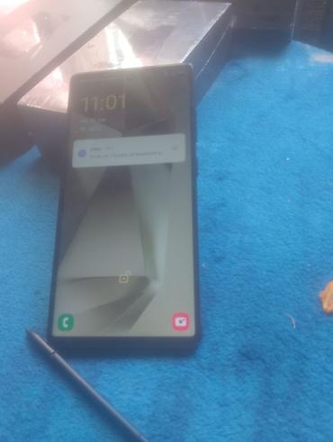 pritom 8: Samsung Galaxy Note serija sa S Pen olovkom - Ekran: veliki AMOLED — 1