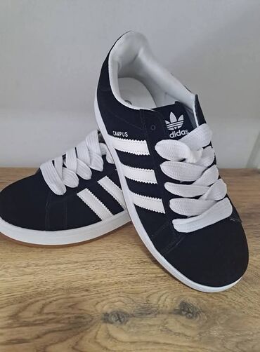 patika adidas: Patike, veličina - 45 na lalafo.rs patika adidas: Patike, veličina - 45