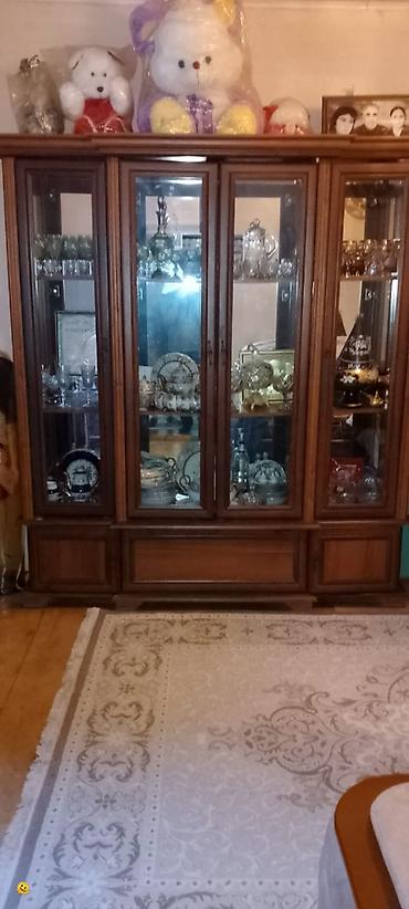 Mebel: Yataq mebeli. 280 manat. Servant 180 manat. Aşaği yerləri var — 6