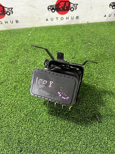 avancier: Блок ABS Honda 2004 г., Б/у, Оригинал, Япония — 1