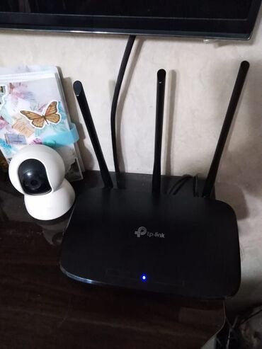 Модемдер жана тармак жабдуулары: Продаю б/у Wi-Fi роутер Tp-link Tl-WR940(RU)