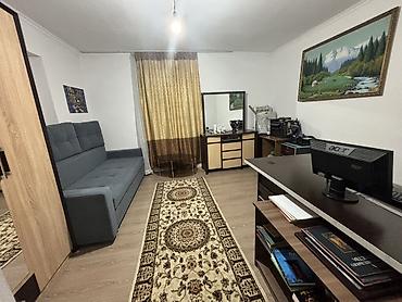Продажа коттеджей и домов: Продаю дом !! Описание: 2- спальниваннасанузел,прихожая, есть — 2