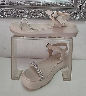 palladium cizme: 36-41
2800 — 1