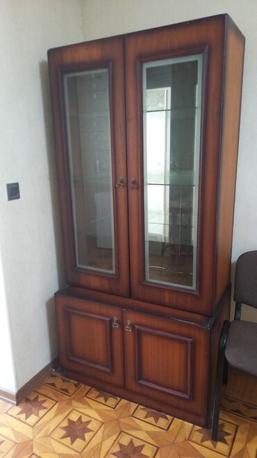 Yataq otağı dəstləri: Açılan, 4 qapılı Düz dolab, Servant