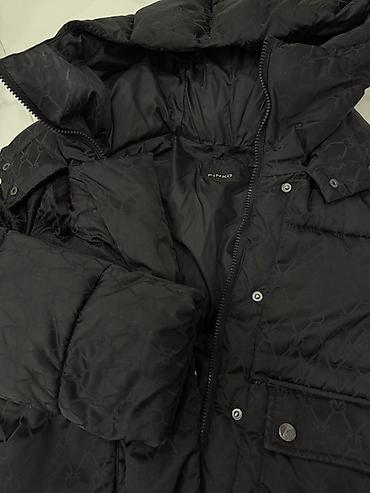 pinko: Женский пуховик PINKO, черный - Утепленный короткий пуховик с — 2