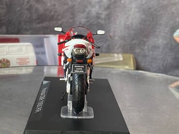 Avtomobil modelləri: Honda, 2004 il, 1:24, Dəmir, Ödənişli çatdırılma — 18