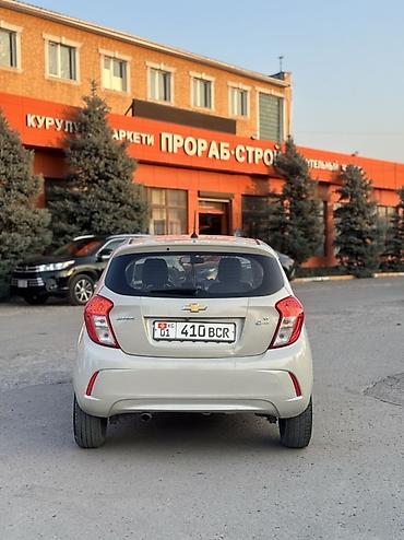 арзан машине: Chevrolet Spark: 2015 г., 1 л, Автомат, Бензин, Хетчбек — 4