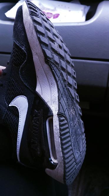 premiate plave: Nike Air Max patike – crno/belo - Model: Nike Air Max (vidljivi Air — 2