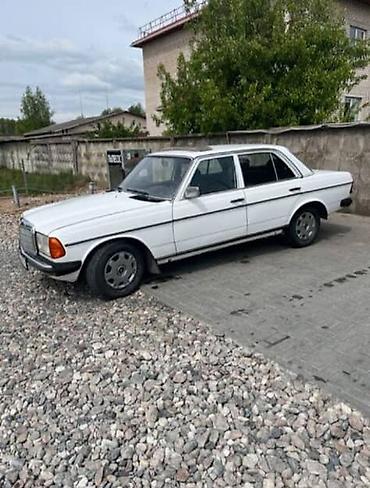 на мерс 123: Mercedes-Benz W123: 1982 г., Автомат — 4